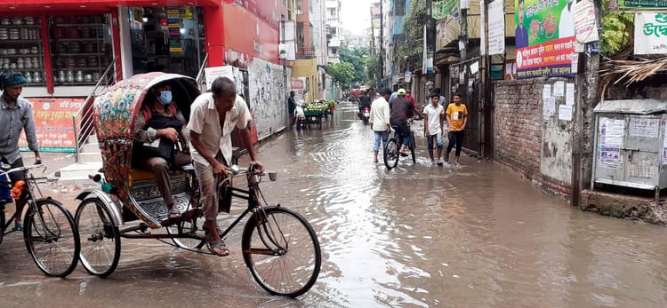 Why monsoon leads to flooding of Dhaka’s roads